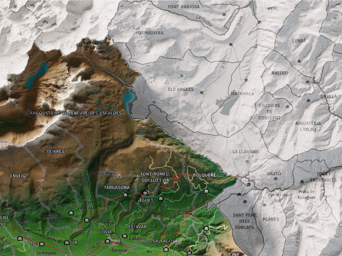 Mapa de relleu de la Cerdanya completa, amb el territori en color i l’entorn en blanc. Detall de la part superior dreta. 30 × 40 cm. Estil Clàssic.