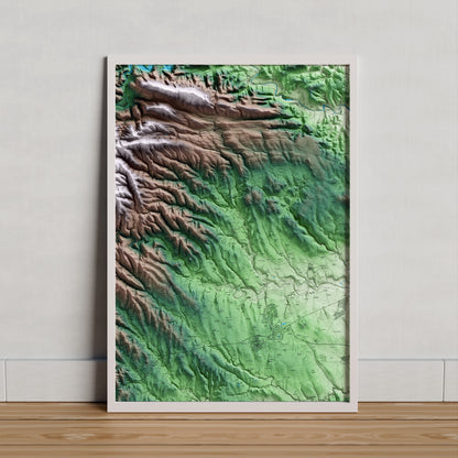 Mapa artístico del relieve de Cistella, al Alt Empordà, con 15 km de entorno y base topográfica ICGC. Presentación enmarcada.