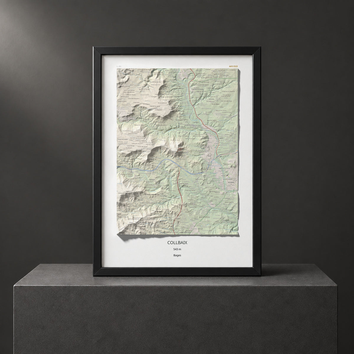 Mapa de relieve de Collbaix, 543 m, Bages, lámina 100 Cims de Trobart. Presentación enmarcada. 50 × 70 cm.