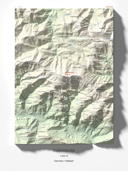 Mapa de relieve de Comanegra, 1557 m, Garrotxa · Vallespir, lámina 100 Cims de Trobart 30 × 40 cm.