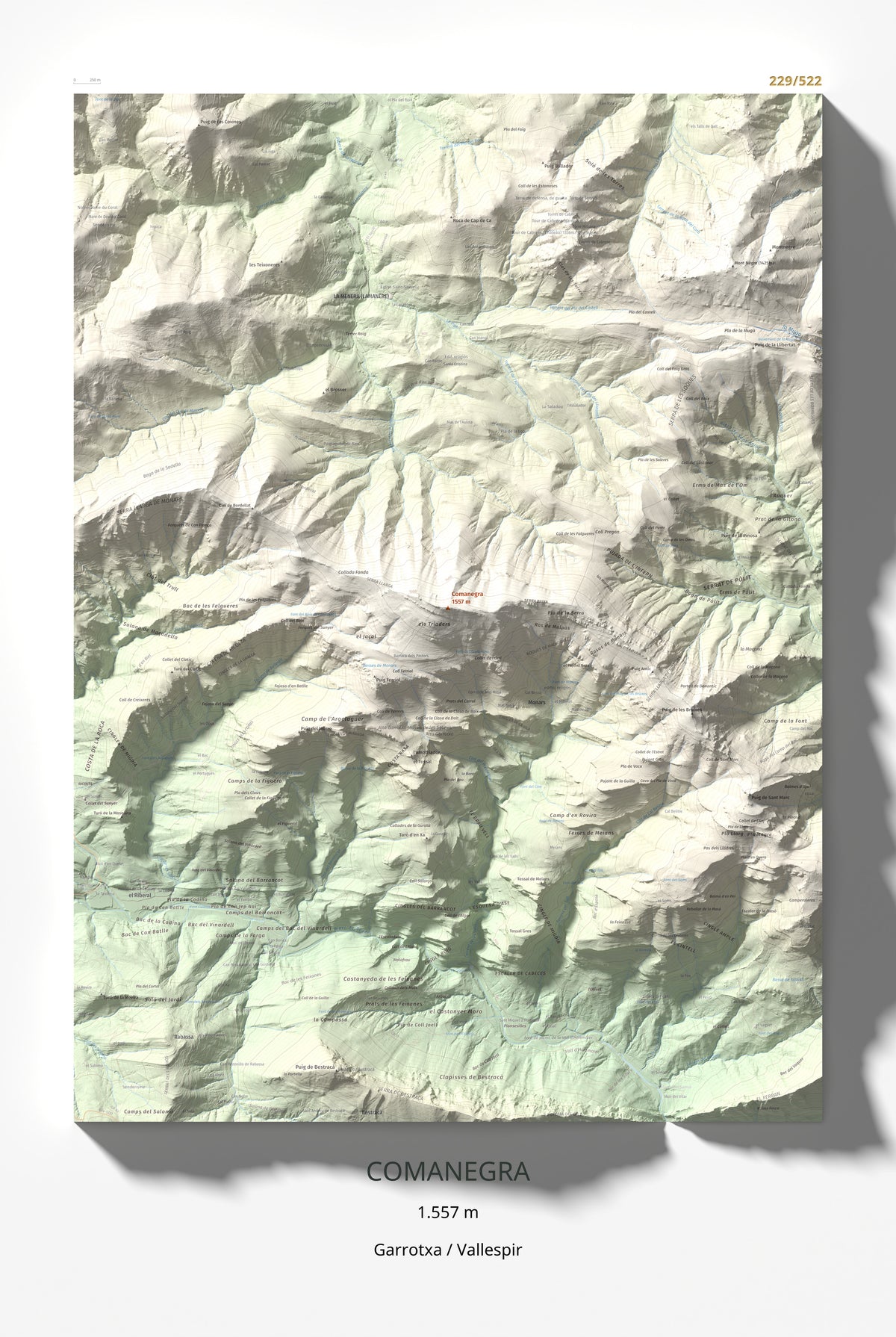 Mapa de relieve de Comanegra, 1557 m, Garrotxa · Vallespir, lámina 100 Cims de Trobart 61 × 91 cm.
