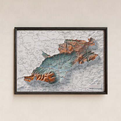 Mapa de relieve de la Conca de Barberà, con el territorio en color y el entorno en blanco. Presentación con marco. 21 × 30 cm. Estilo Azul y naranja.