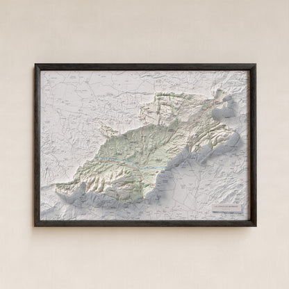 Mapa de relieve de la Conca de Barberà, con el territorio en color y el entorno en blanco. Presentación con marco. 50 × 70 cm. Estilo Cartográfico.