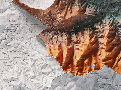 Mapa de relleu del Conflent, amb el territori en color i l’entorn en blanc. Detall de la part inferior esquerra. 30 × 40 cm. Estil Contrastat.