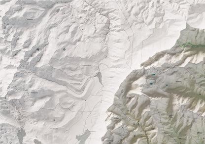 Mapa de relleu del Conflent, amb el territori en color i l’entorn en blanc. Detall de la part superior esquerra. 70 × 100 cm. Estil Cartogràfic.