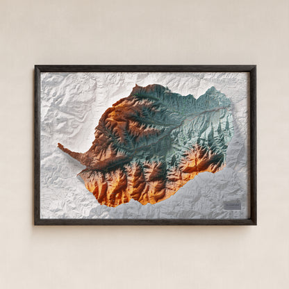 Mapa de relleu del Conflent, amb el territori en color i l’entorn en blanc. Presentació amb marc. 70 × 100 cm. Estil Contrastat.