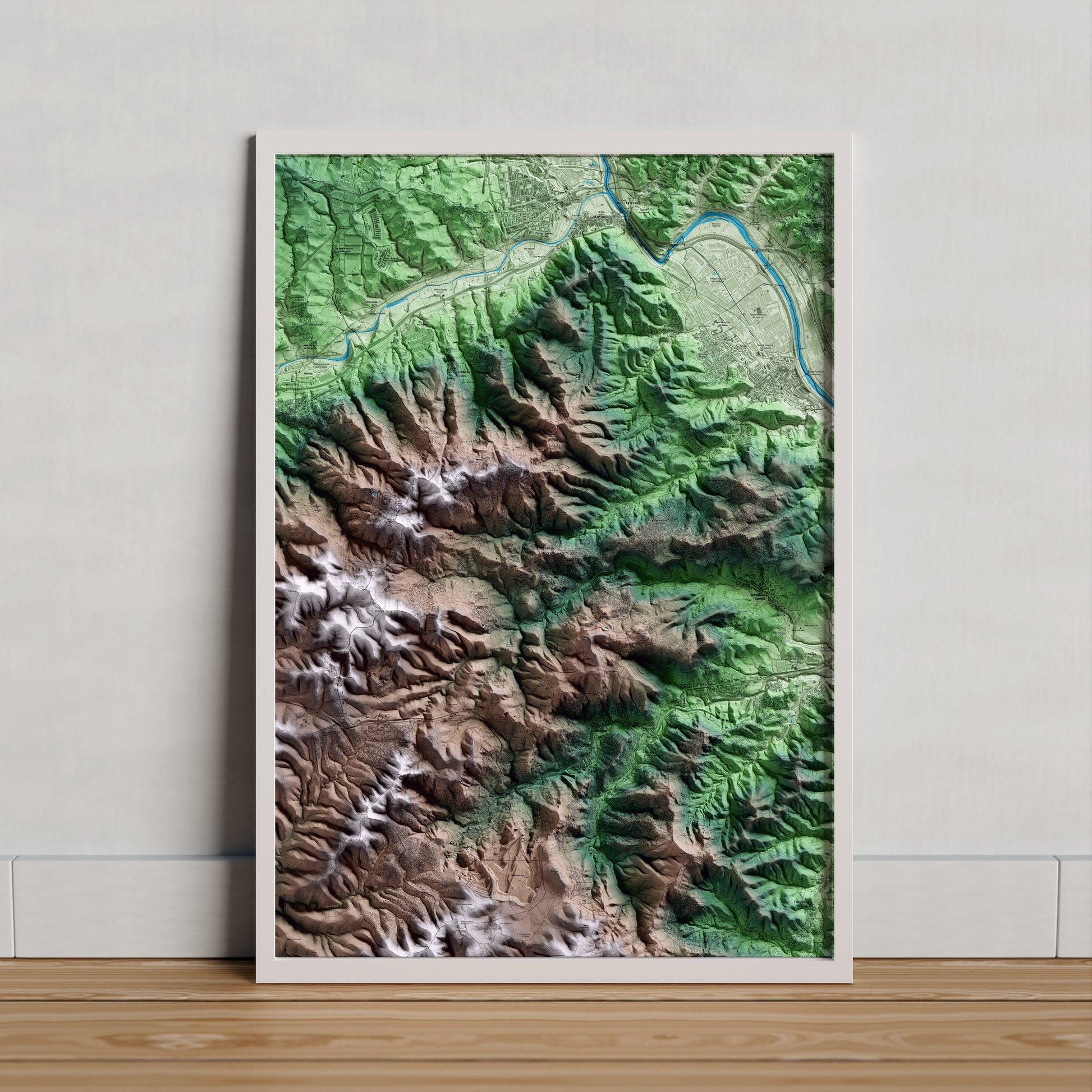 Mapa artístico del relieve de Corbera de Llobregat, al Baix Llobregat, con 15 km de entorno y base topográfica ICGC. Presentación enmarcada.