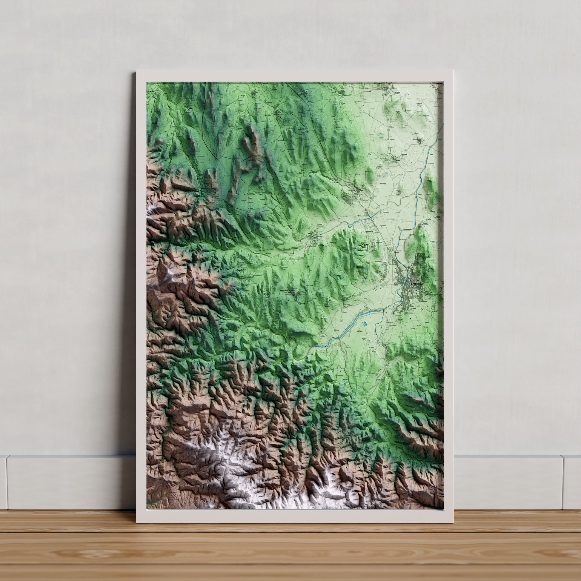 Mapa artístico del relieve de Cruïlles, Monells i Sant Sadurní de l'Heura, al Baix Empordà, con 15 km de entorno y base topográfica ICGC. Presentación enmarcada.