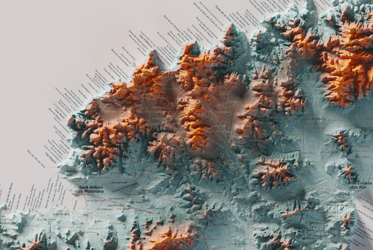 Edició octubre 2026 · Mapa topogràfic de Eivissa, Blau i taronja, 61 × 91 cm: detall de la costa nord-oest.