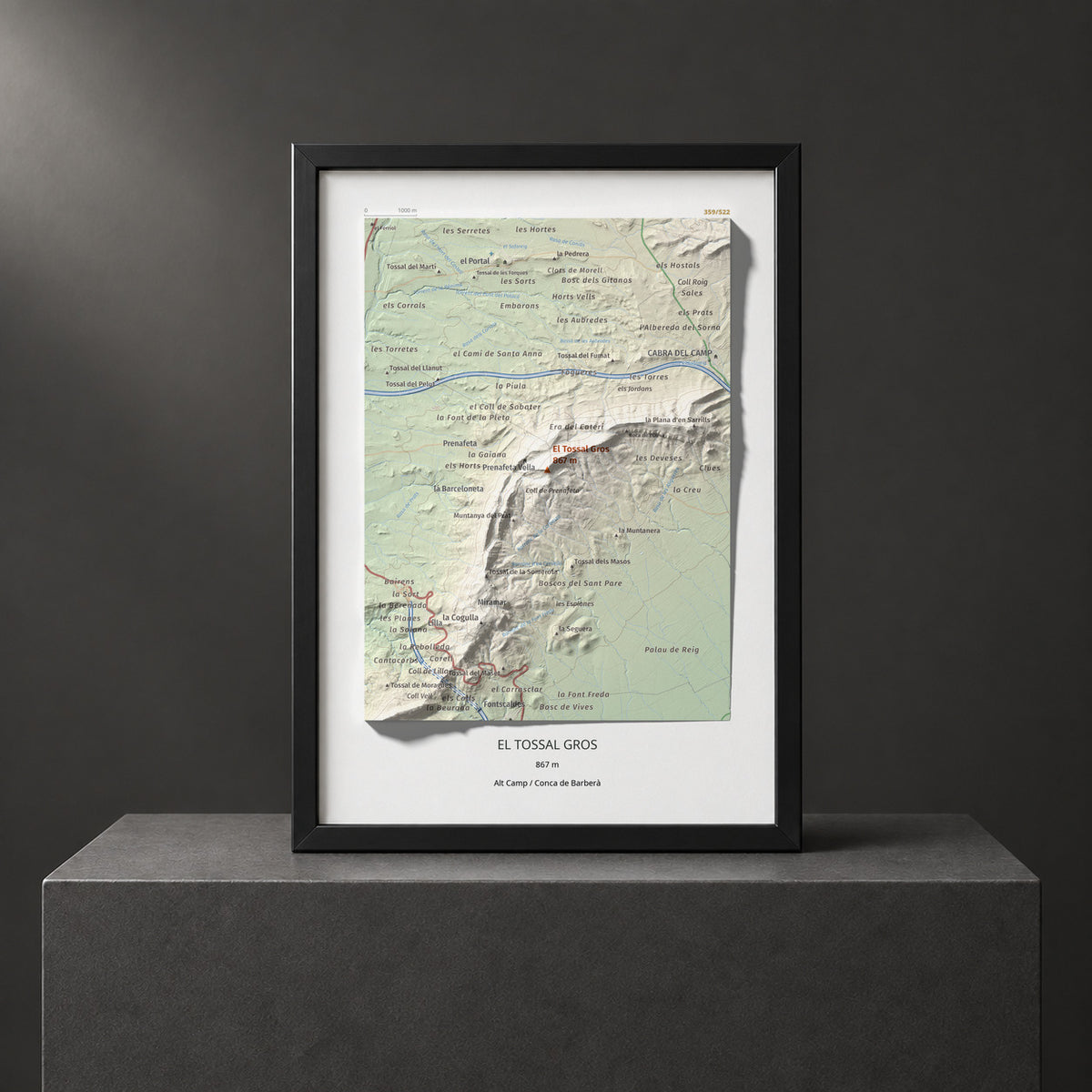 Mapa de relieve del Tossal Gros, 867 m, Alt Camp · Conca de Barberà, lámina 100 Cims de Trobart. Presentación enmarcada. 21 × 30 cm.