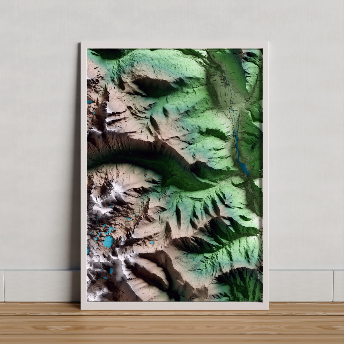 Mapa artístico del relieve de Espot, al Pallars Sobirà, con 15 km de entorno y base topográfica ICGC. Presentación enmarcada.