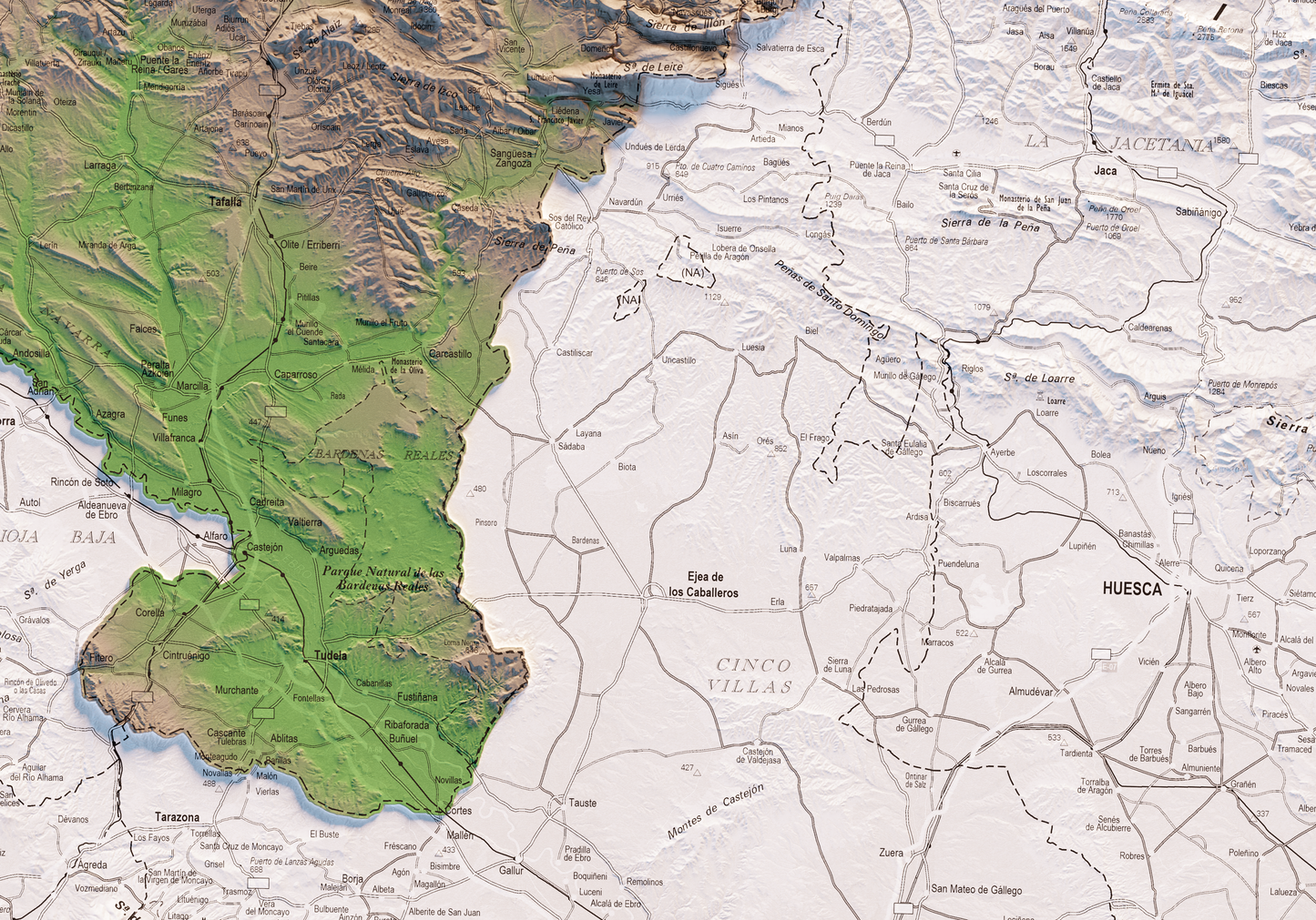 EUSKAL HERRIA. Mapa topográfico en color de las 7 províncias.