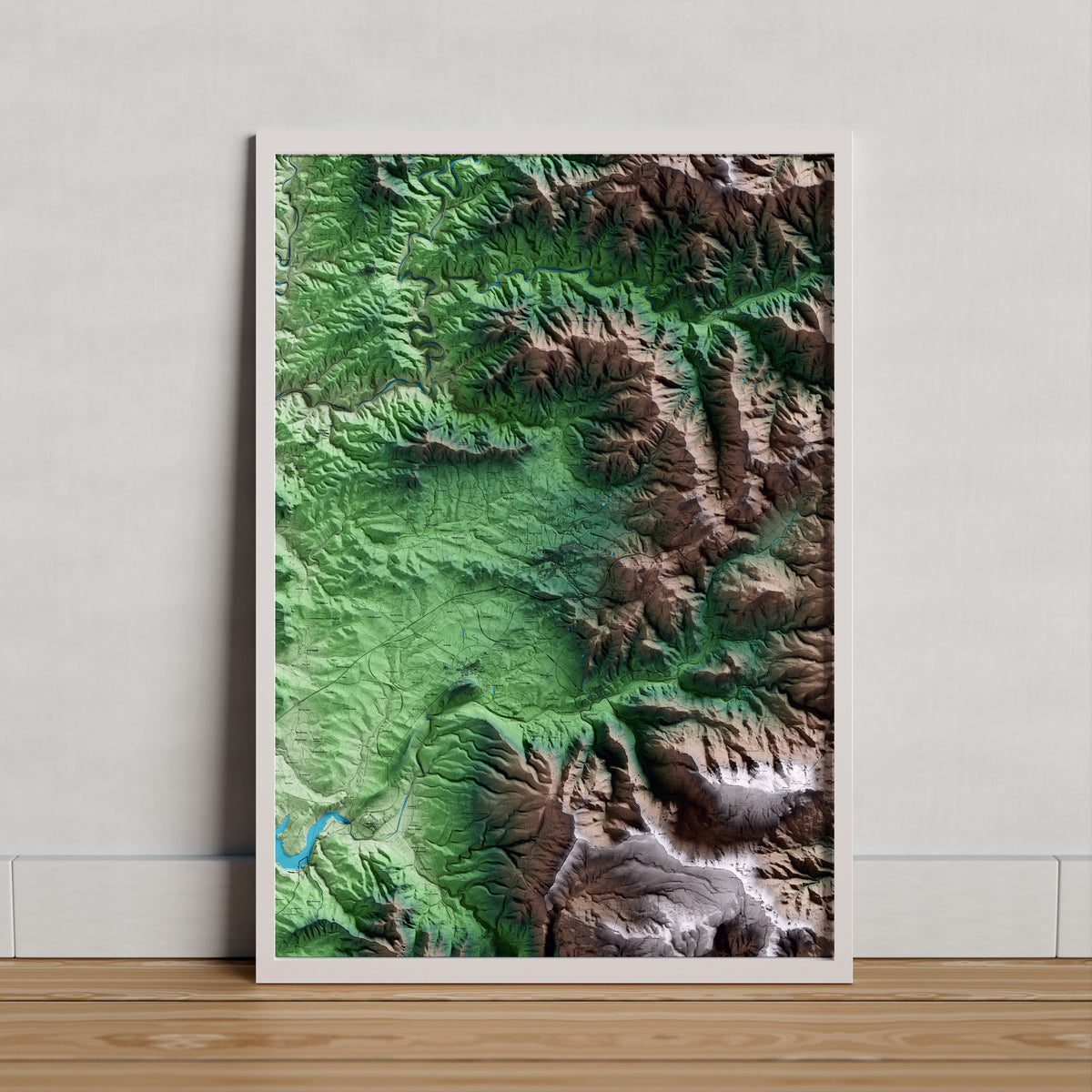 Mapa artístico del relieve de Falset, al Priorat, con 15 km de entorno y base topográfica ICGC. Presentación enmarcada.