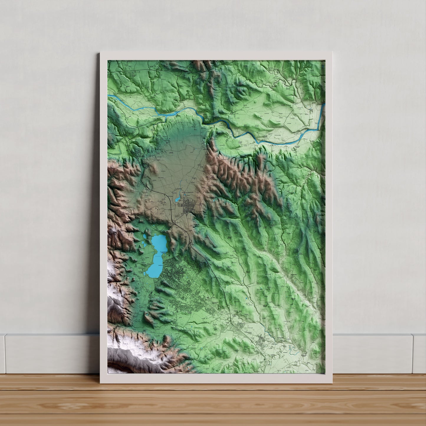Mapa artístico del relieve de Fontcoberta, en el Pla de l'Estany, con 15 km de entorno y base topográfica ICGC. Presentación enmarcada.
