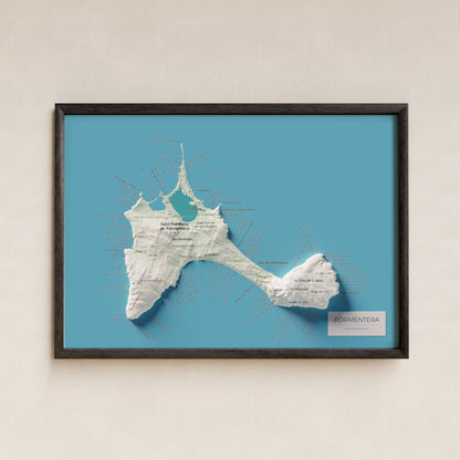 Edició octubre 2026 · Mapa topogràfic de Formentera, Cartogràfic, 21 × 30 cm: presentació en marc negre (marc no inclòs).
