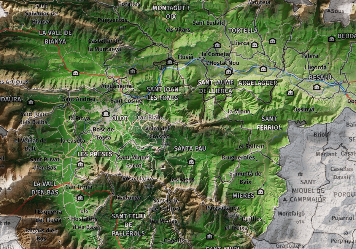 Mapa de relleu de la Garrotxa, amb el territori en color i l’entorn en blanc. Detall de la part central. 21 × 30 cm. Estil Clàssic.