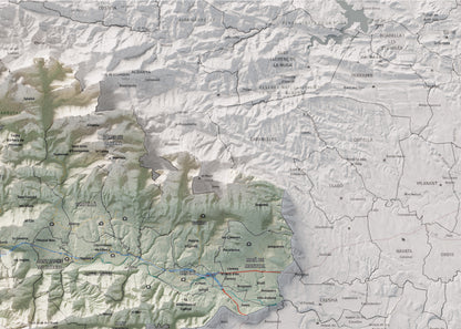 Mapa de relleu de la Garrotxa, amb el territori en color i l’entorn en blanc. Detall de la part superior dreta. 50 × 70 cm. Estil Cartogràfic.
