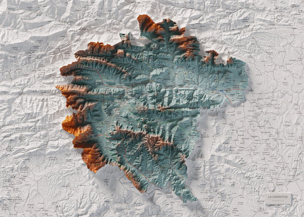 Mapa de relleu de la Garrotxa, amb el territori en color i l’entorn en blanc. Vista completa de la làmina. 50 × 70 cm. Estil Blau i taronja.