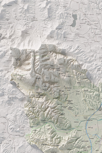 Mapa de relleu del Gironès, amb el territori en color i l’entorn en blanc. Detall de la part superior esquerra. 61 × 91 cm. Estil Cartogràfic.