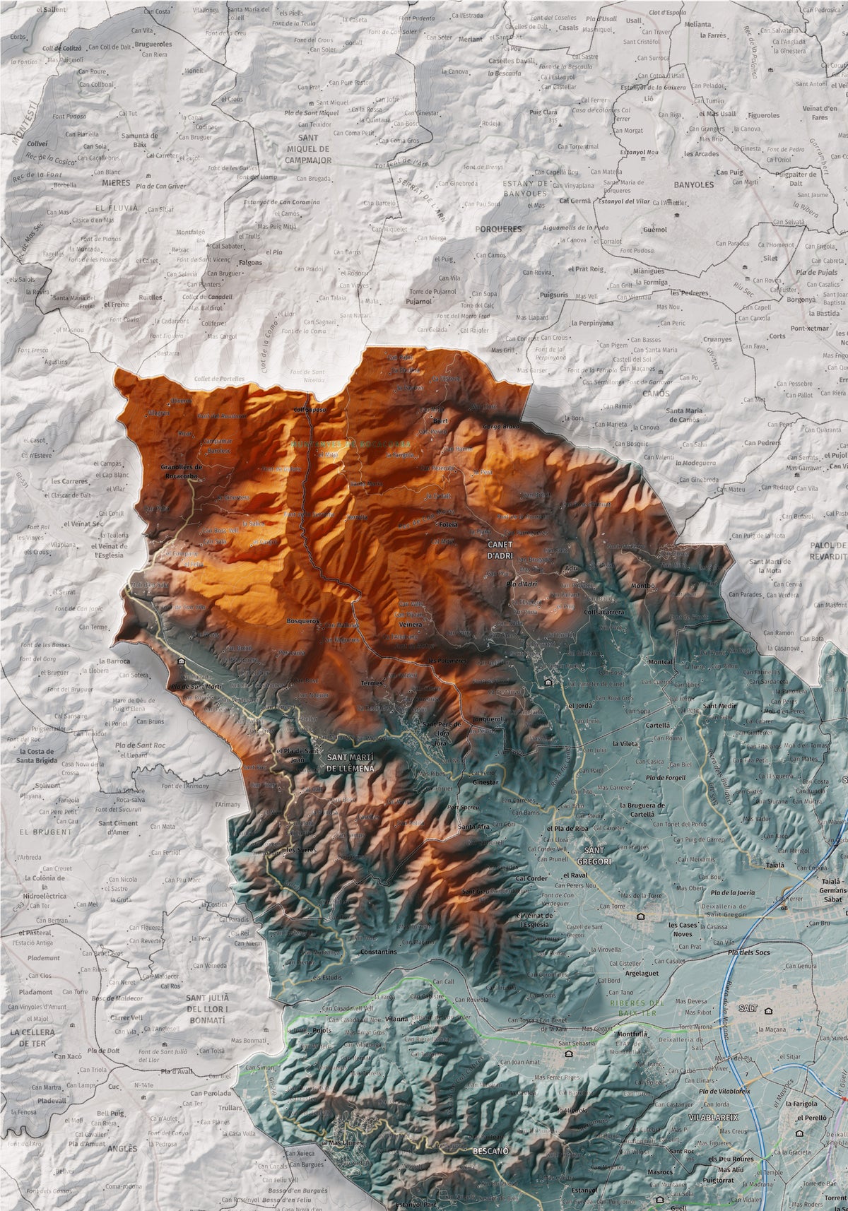 Mapa de relleu del Gironès, amb el territori en color i l’entorn en blanc. Detall de la part superior esquerra. 70 × 100 cm. Estil Blau i taronja.