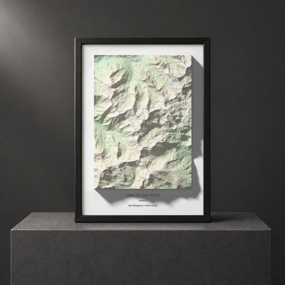 Mapa de relieve de Gran Pic del Pessó, 2894 m, Alta Ribagorça · Pallars Jussà, lámina 100 Cims de Trobart. Presentación enmarcada. 50 × 70 cm.