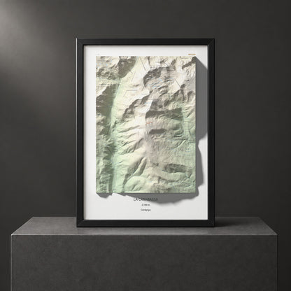 Mapa de relieve de La Carabassa, 2740 m, Cerdanya, lámina 100 Cims de Trobart. Presentación enmarcada. 50 × 70 cm.