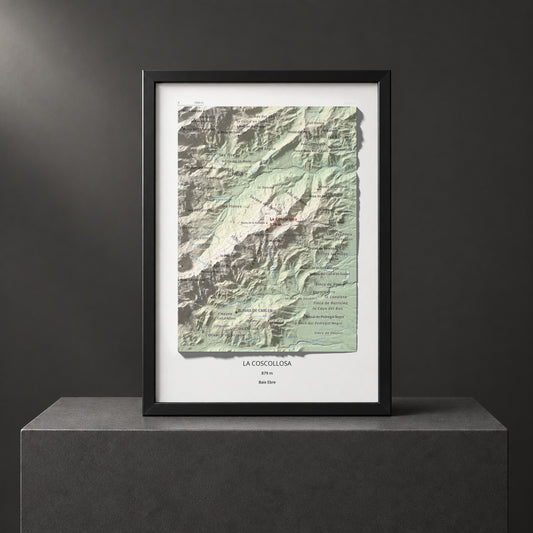 Mapa de relieve de La Coscollosa, 879 m, Baix Ebre, lámina 100 Cims de Trobart. Presentación enmarcada. 21 × 30 cm.