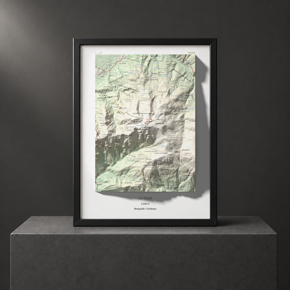 Mapa de relieve de La Tosa, 2536 m, Berguedà · Cerdanya, lámina 100 Cims de Trobart. Presentación enmarcada. 30 × 40 cm.