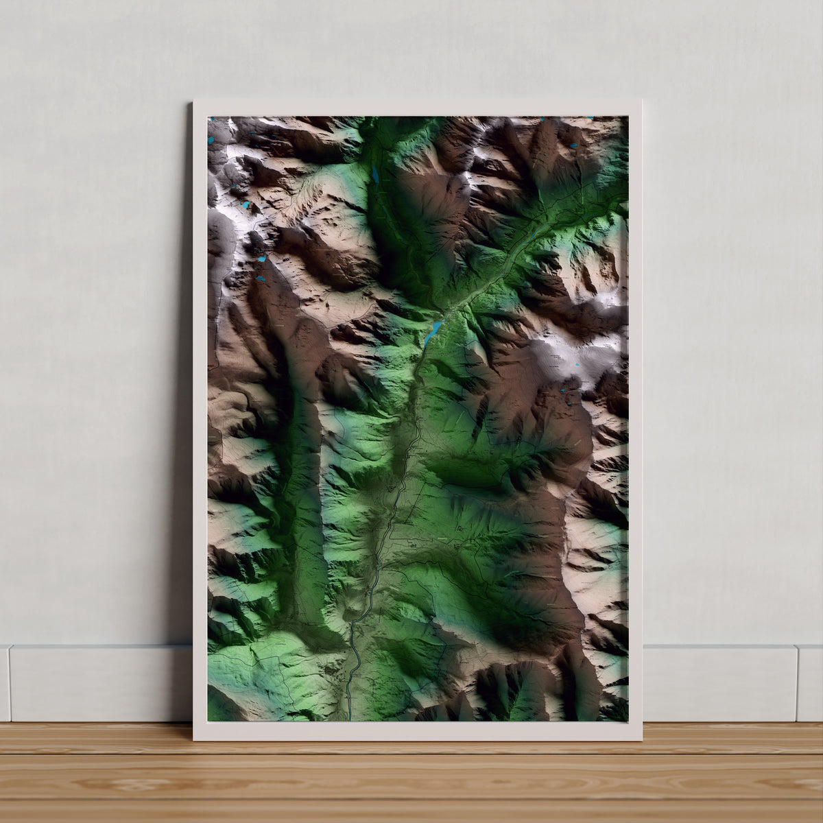 Mapa artístico del relieve de Lladorre, al Pallars Sobirà, con 15 km de entorno y base topográfica ICGC. Presentación enmarcada.
