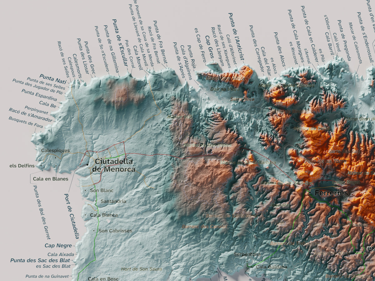 Edició octubre 2026 · Mapa topogràfic de Menorca, Blau i taronja, 30 × 40 cm: detall de la costa nord-oest.