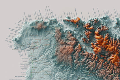 Edició octubre 2026 · Mapa topogràfic de Menorca, Blau i taronja, 61 × 91 cm: detall de la costa nord-oest.