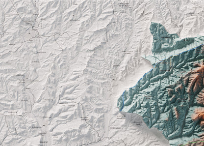 Mapa de relleu del Moianès, amb el territori en color i l’entorn en blanc. Detall de la part superior esquerra. 50 × 70 cm. Estil Blau i taronja.