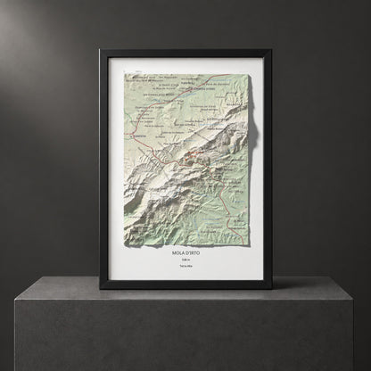 Mapa topográfico del relieve: Mola d'Irto, 538 m. Presentación enmarcada. 21 × 30 cm.