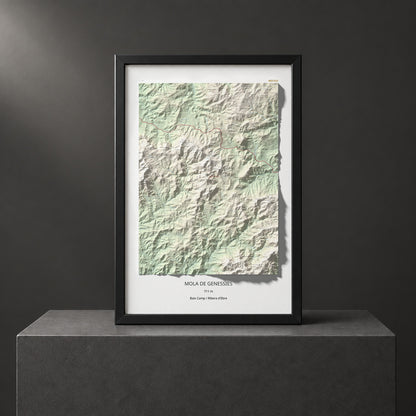 Mapa topogràfic del relleu: Mola de Genessies, 711 m. Presentació emmarcada. 61 × 91 cm.