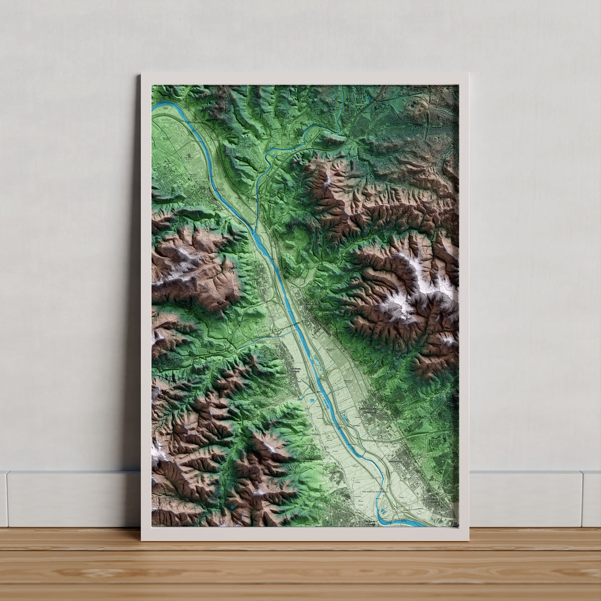 Mapa artístico del relieve de Molins de Rei, al Baix Llobregat, con 15 km de entorno y base topográfica ICGC. Presentación enmarcada.