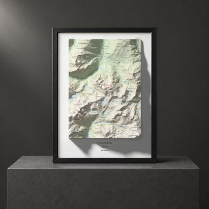 Mapa de relieve de Montardo, 2833 m, Val d'Aran, lámina 100 Cims de Trobart. Presentación enmarcada. 30 × 40 cm.