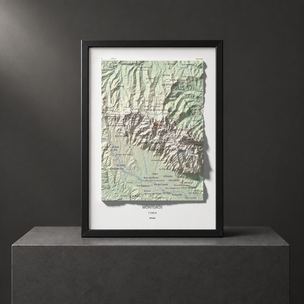 Mapa de relieve de Montgròs, 1133 m, Anoia, lámina 100 Cims de Trobart. Presentación enmarcada. 21 × 30 cm.