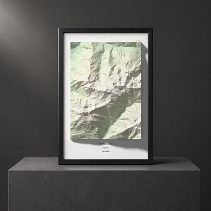 Mapa de relieve de Montlude, 2518 m, Val d'Aran, lámina 100 Cims de Trobart. Presentación enmarcada. 61 × 91 cm.