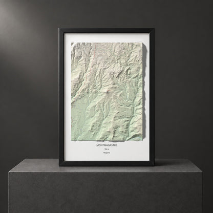 Mapa de relieve de Montmagastre, 762 m, Noguera, lámina 100 Cims de Trobart. Presentación enmarcada. 61 × 91 cm.