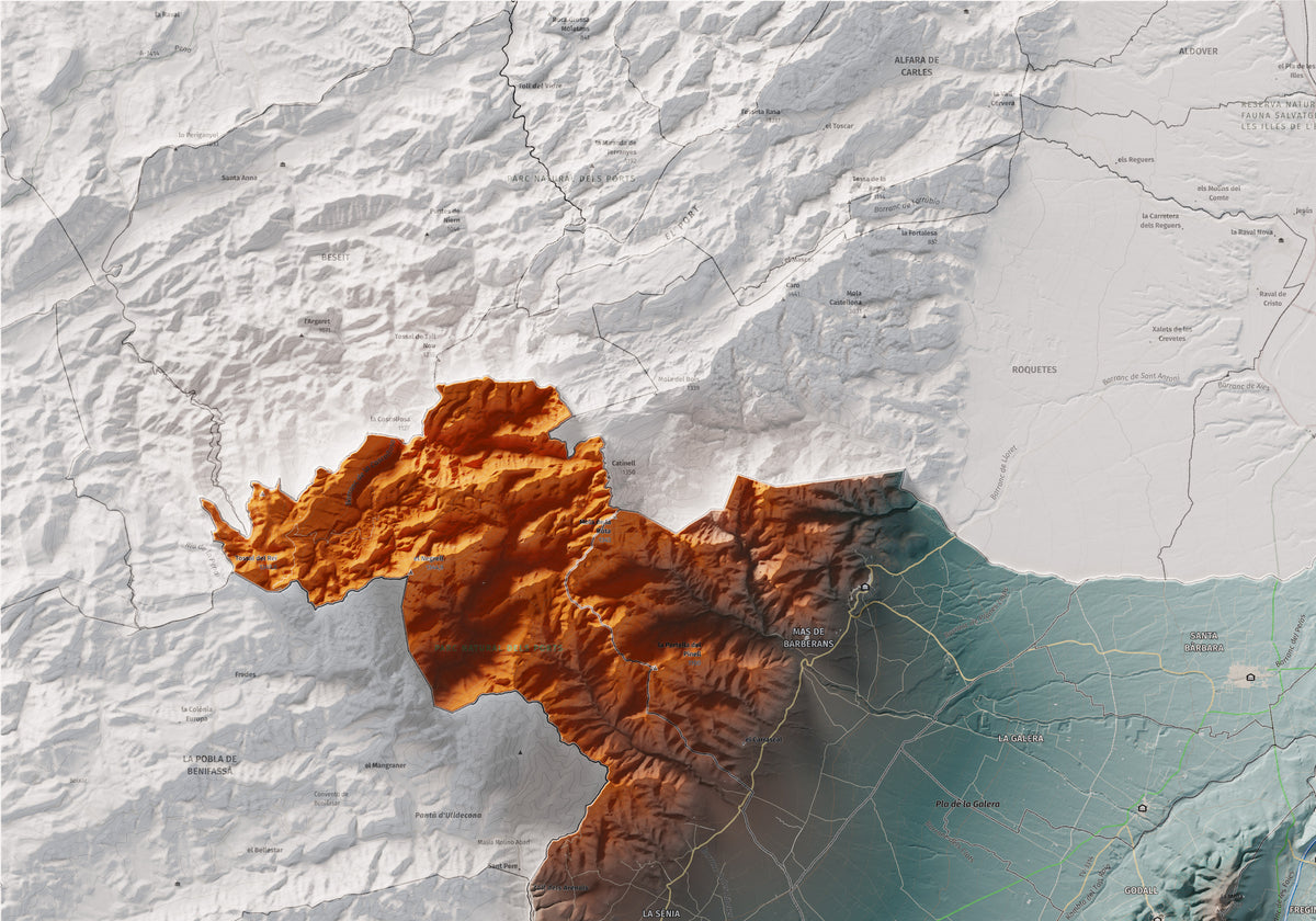 Mapa de relieve del Montsià, con el territorio en color y el entorno en blanco. Detalle de la zona superior izquierda. 70 × 100 cm. Estilo Azul y naranja.