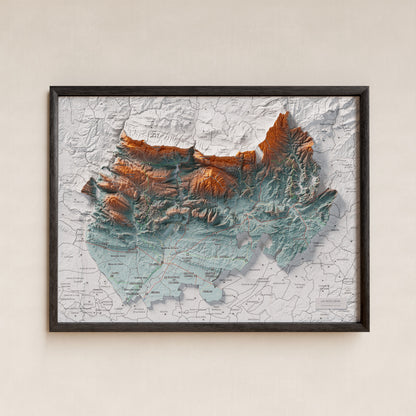 Mapa de relleu de la Noguera, amb el territori en color i l’entorn en blanc. Presentació amb marc. 30 × 40 cm. Estil Blau i taronja.