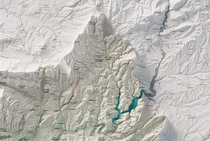 Mapa de relleu de la Noguera, amb el territori en color i l’entorn en blanc. Detall de la part superior dreta. 61 × 91 cm. Estil Cartogràfic.