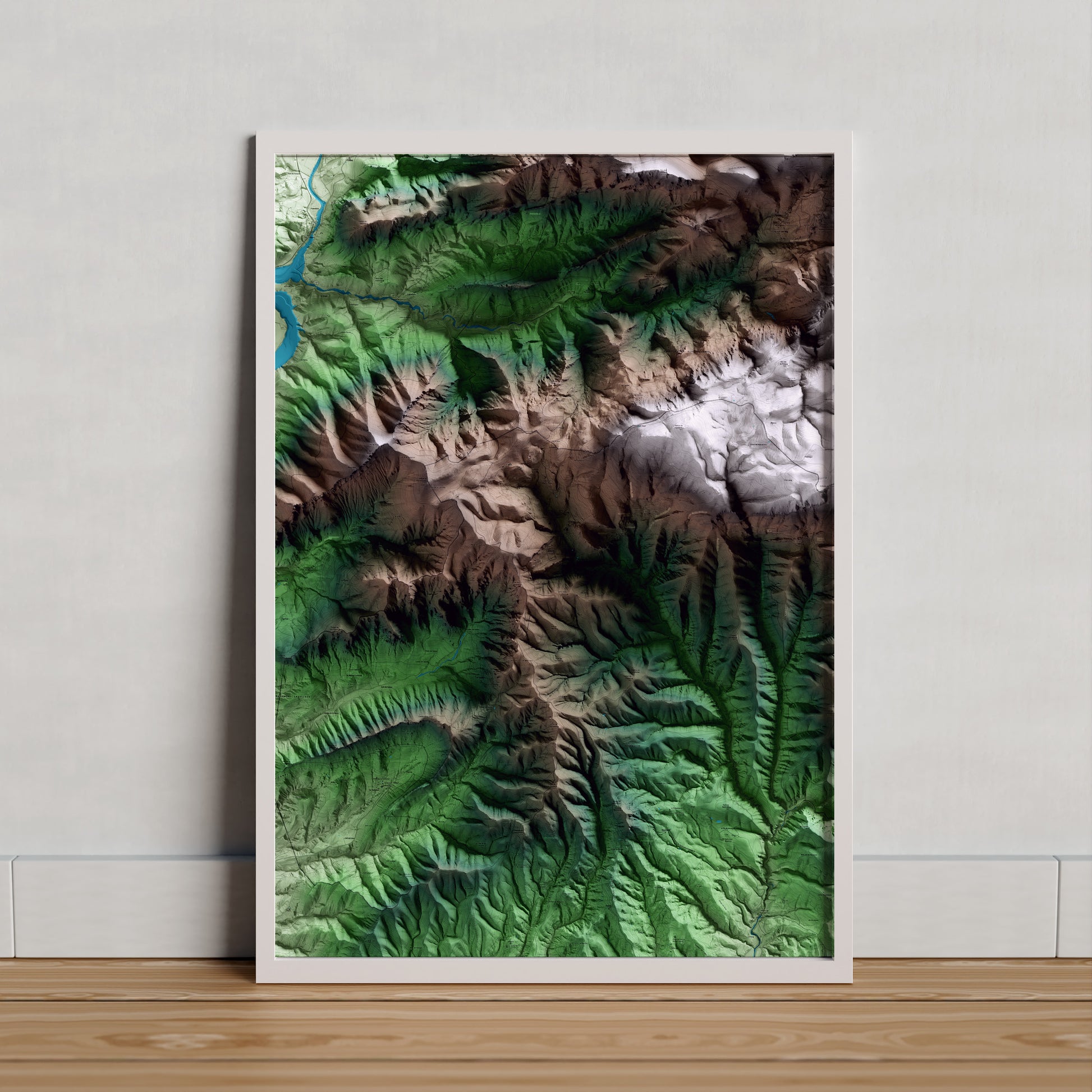 Mapa artístico del relieve de Odèn, al Solsonès, con 15 km de entorno y base topográfica ICGC. Presentación enmarcada.