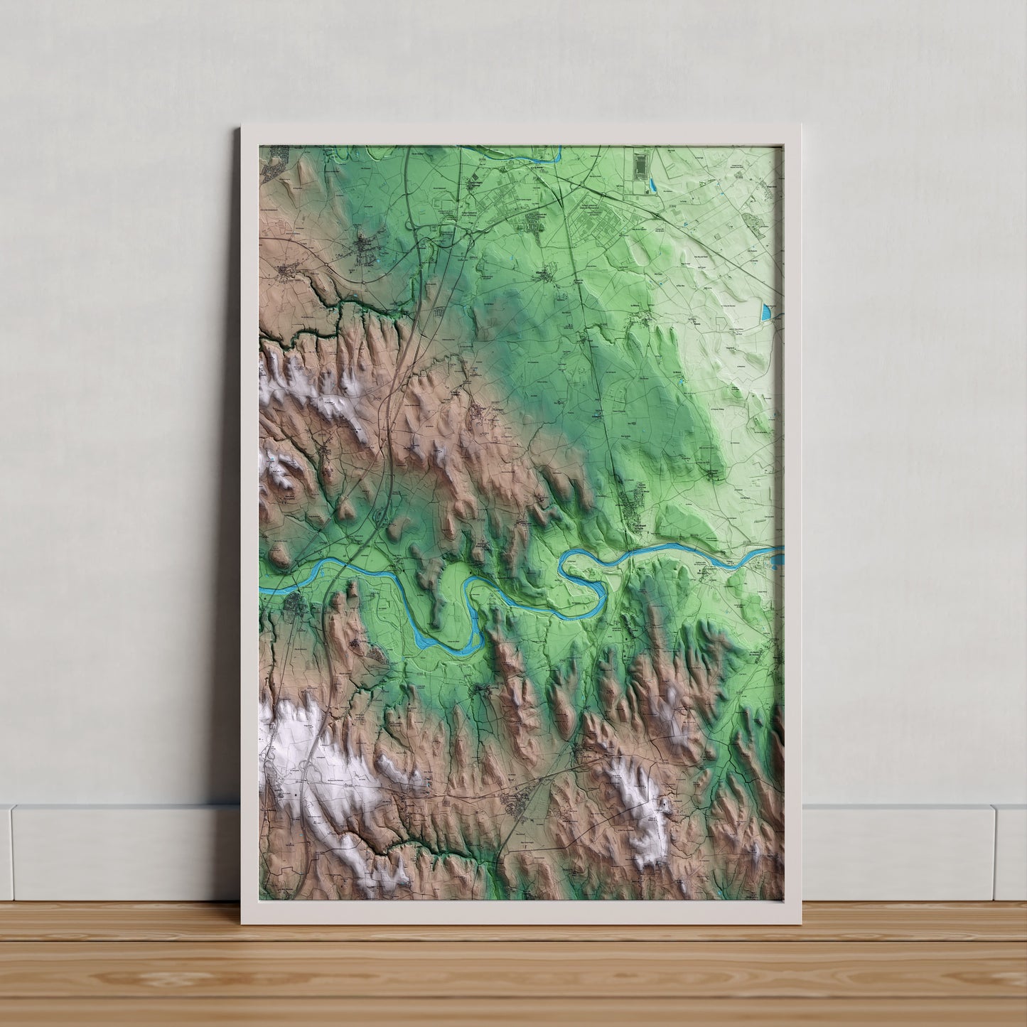 Mapa artístico del relieve de Palau de Santa Eulàlia, al Alt Empordà, con 15 km de entorno y base topográfica ICGC. Presentación enmarcada.