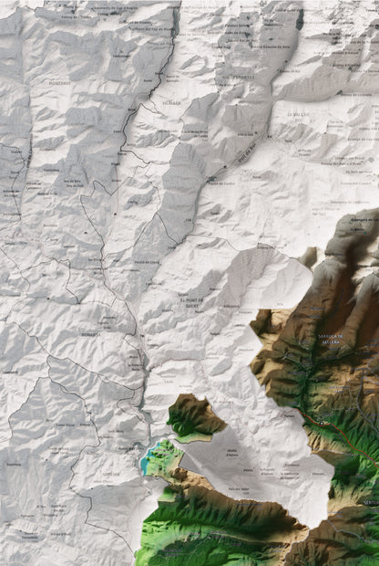 Mapa de relleu del Pallars Jussà, amb el territori en color i l’entorn en blanc. Detall de la part superior esquerra. 61 × 91 cm. Estil Clàssic.