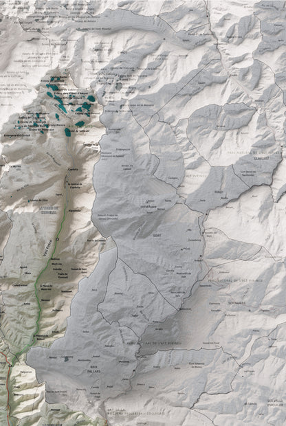 Mapa de relleu del Pallars Jussà, amb el territori en color i l’entorn en blanc. Detall de la part superior dreta. 61 × 91 cm. Estil Cartogràfic.