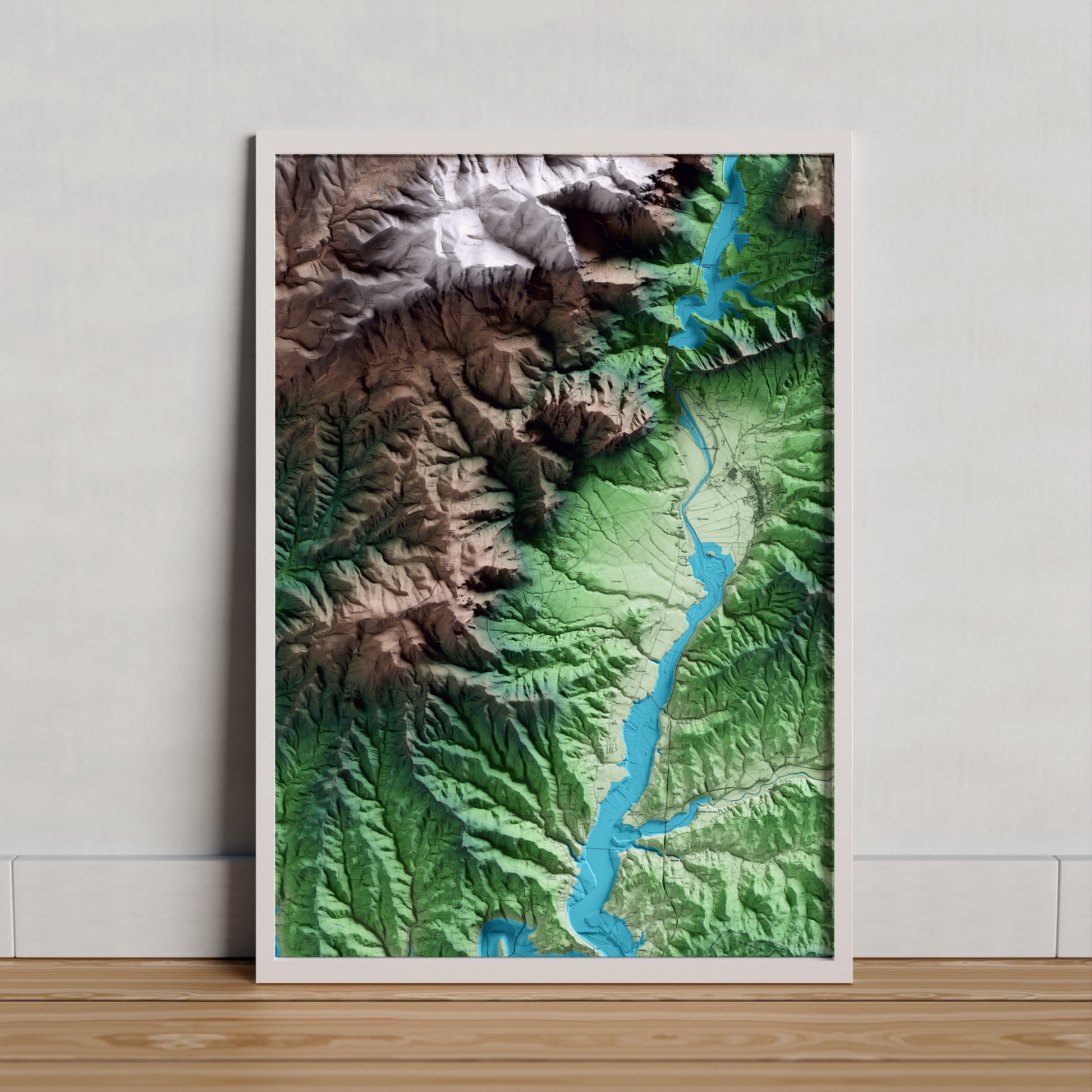 Mapa artístico del relieve de Peramola, al Alt Urgell, con 15 km de entorno y base topográfica ICGC. Presentación enmarcada.