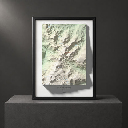 Mapa de relieve de Pic de Baixollada, 2546 m, Capcir, lámina 100 Cims de Trobart. Presentación enmarcada. 30 × 40 cm.