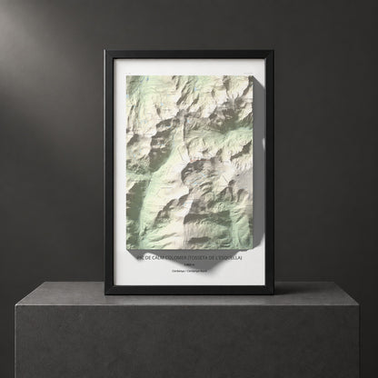 Mapa de relieve de Pic de Calm Colomer (tosseta de l'Esquella), 2869 m, Cerdanya · Cerdanya Nord, lámina 100 Cims de Trobart. Presentación enmarcada. 61 × 91 cm.
