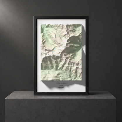 Mapa de relieve de Pic de Clavera, 2721 m, Pallars Sobirà, lámina 100 Cims de Trobart. Presentación enmarcada. 61 × 91 cm.